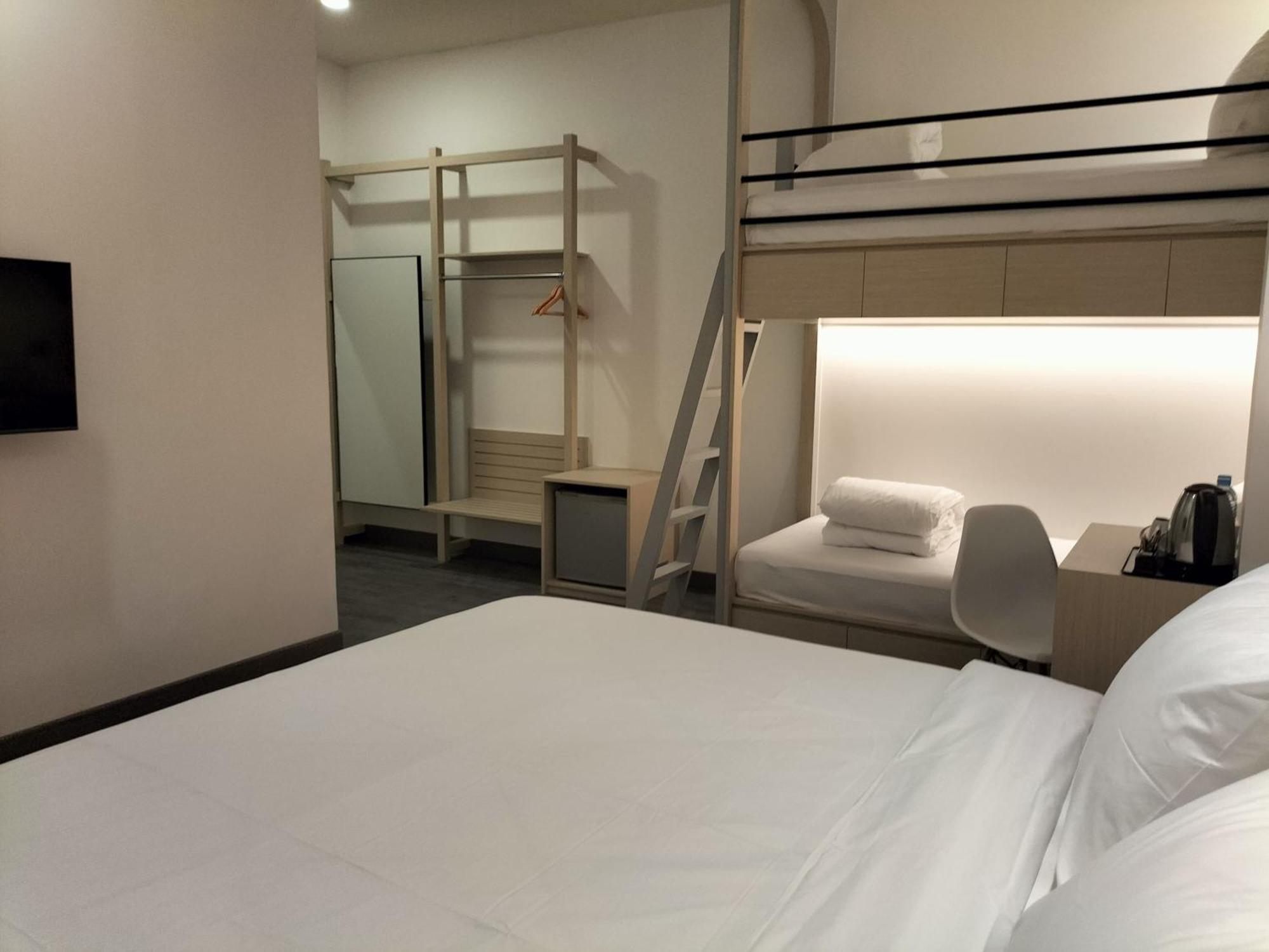True Blue Hotel Menteng Джакарта Екстер'єр фото