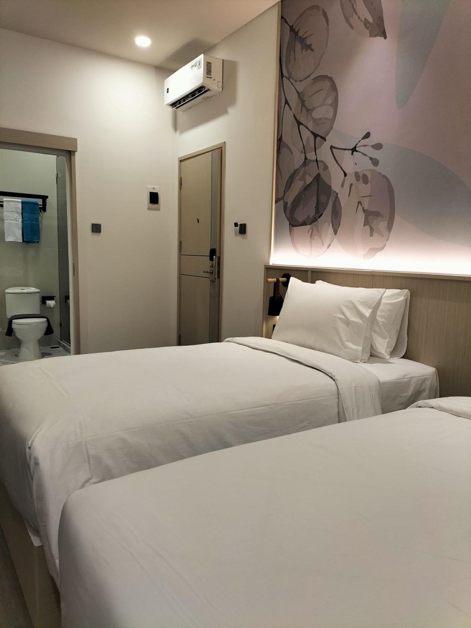 True Blue Hotel Menteng Джакарта Екстер'єр фото
